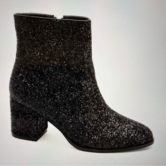 Comfy and chic glitter ankle boots in 5 fun colors. - Picture 4 of 4